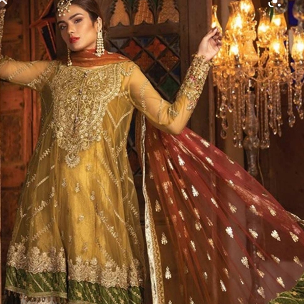 Party wear
